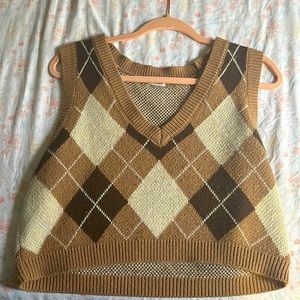 Brown patterned sweater vest
